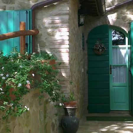 La Giuiaia - Agriturismo Azienda Agricola ファームステイ *