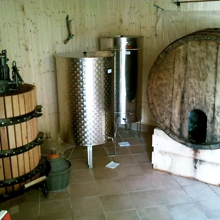 La Giuiaia - Agriturismo Azienda Agricola *
